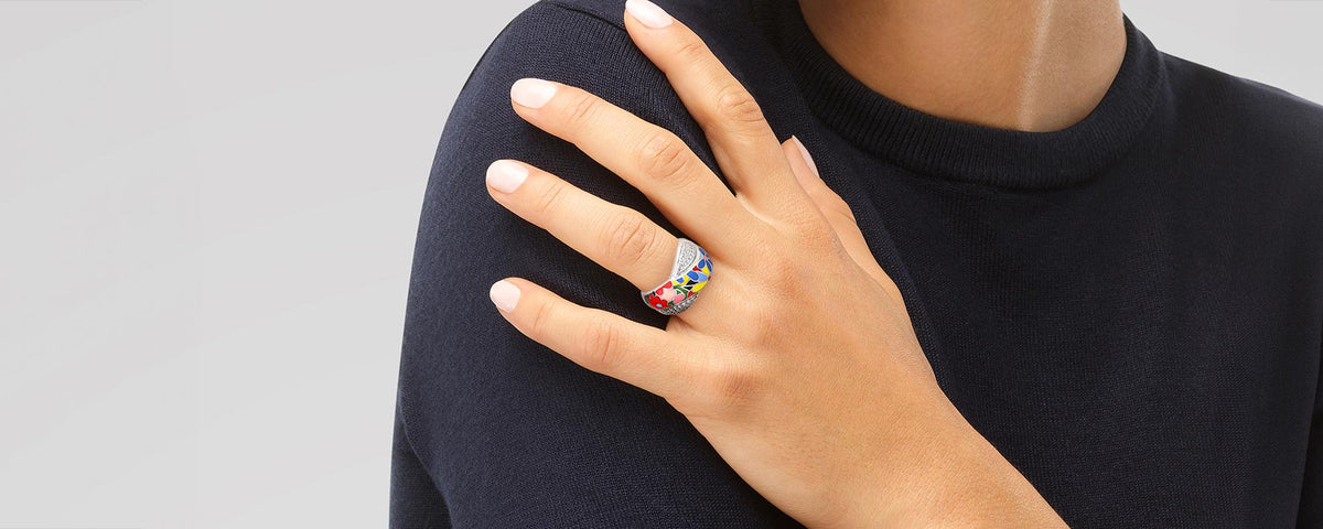 Trendy ring for women 2025