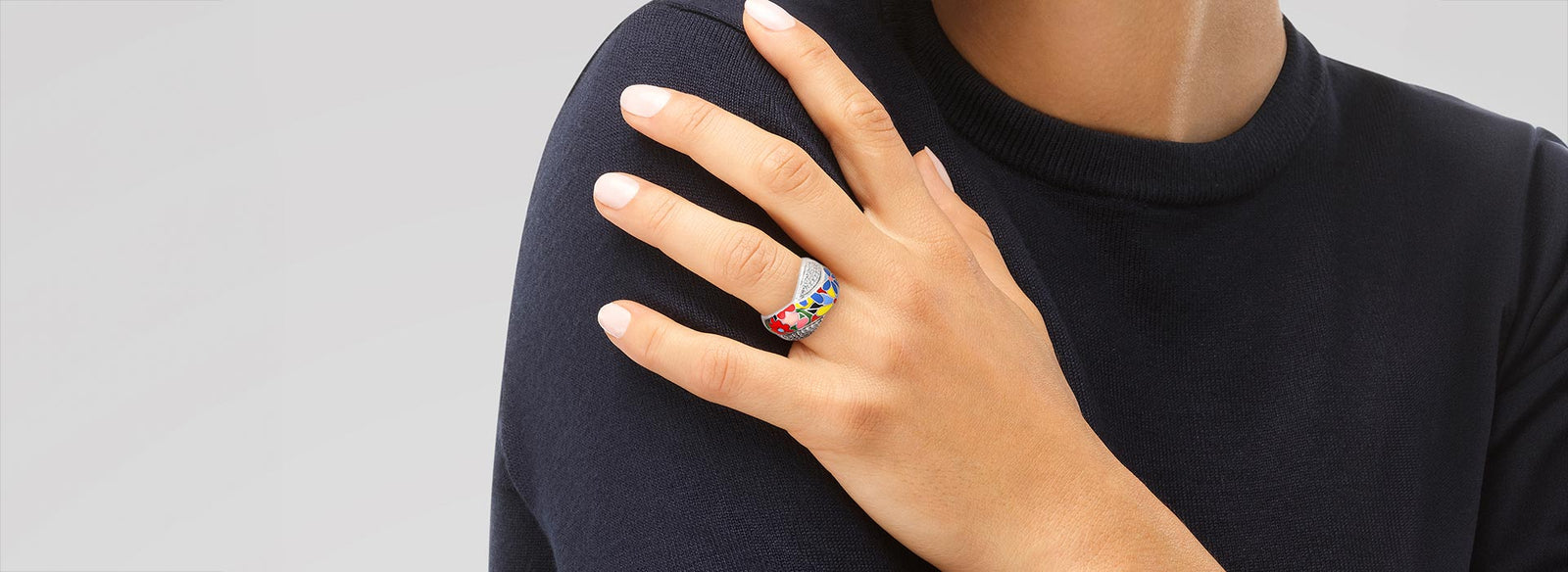 Trendy ring for women 2025
