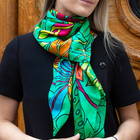 foulard toucan exotique en soie